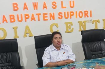 Bawaslu Supiori minta KPU perhatikan distribusi logistik di kepulauan