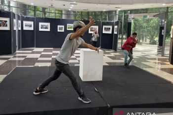 Pencak Silat Minangkabau dipamerkan dalam Pameran Etnofotografi di UI