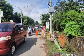 BPBD Tanjungpinang imbau pengendara waspada lintasi jalan longsor