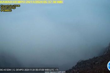 Gunung Dempo masih ada kabut pasca-erupsi