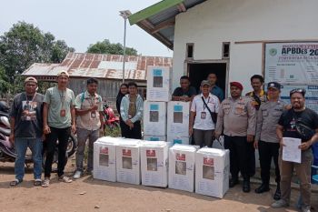 KPU Mabar mulai distribusikan logistik Pilkada 2024