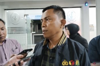 Bawaslu Sumsel imbau sopir angkutan umum lepas APK pilkada