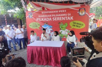 Cawali Surabaya Eri Cahyadi menang telak di TPS tempatnya mencoblos