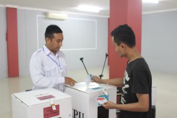 818 warga binaan salurkan suara di dalam Rutan Padang