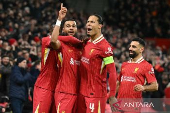 Liverpool  pimpin puncak klasemen Liga Champions