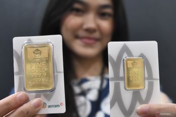 Emas Antam pada Jumat melambung Rp28.000 jadi Rp1,742 juta per gram