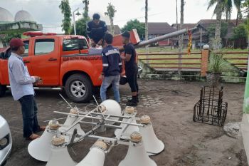 BPBD Pasaman Barat pasang sirine peringatan tsunami di Mandiangin