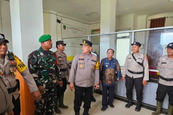 Kapolres Rohil tinjau penghitungan suara di tingkat kecamatan