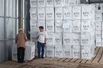 KPU Bandarlampung mulai terima logistik Pilkada 2024 dari PPK