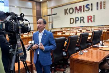 Anggota Komisi III DPR sebut polisi berhasil bangun kepercayaan publik