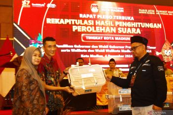 Rekapitulasi penghitungan perolehan suara tingkat Kota Madiun