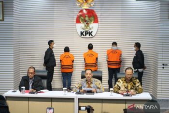 KPK menetapkan Pj Wali Kota Pekanbaru tersangka korupsi