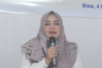 Pemkab Bima salurkan bantuan hibah ke pengurus koperasi