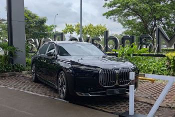 Wih, pasien di RS Tangerang dapat layanan antar jemput mobil mewah