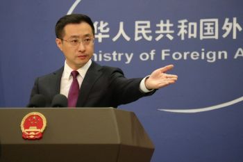 China jatuhkan sanksi 13 perusahaan militer AS