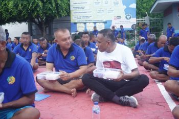 Pertama Kalinya, Kakanwil Kumham NTT sarapan pagi bersama WBP