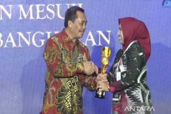 RSUD Soetijono Blora terima penghargaan Kemendagri