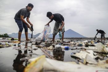 Indonesia moves to tackle waste, responds to criticism