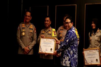 Polres Kulon Progo raih penghargaan penyelenggara pelayanan publik