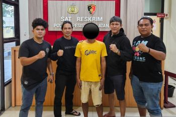 Polres Pesisir Selatan tangkap tersangka penambang galian C Ilegal