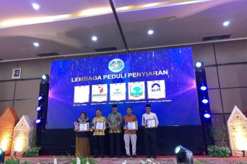 BAZNAS Sumbar raih penghargaan Instansi Peduli Penyiaran dari KPID