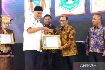 Padang Panjang raih penghargaan KPID 2024