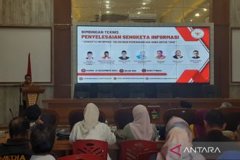 Komisi Informasi edukasi penyelesaian sengketa publik di Bukittinggi