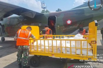 Tiga ton garam berhasil disemai ke udara, kendalikan curah hujan di Jawa Barat