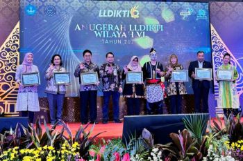 UMK raih dua penghargaan Anugerah LLDIKTI Wilayah VI