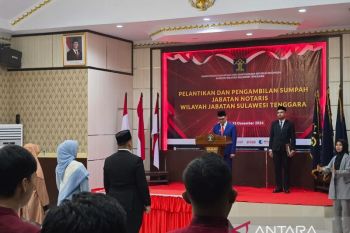 Kemenkumham Sultra lantik tiga Notaris