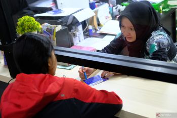 Indonesian official stresses human rights in public service