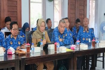 Pemkab Kulon Progo pastikan stok kebutuhan pokok menjelang Natal aman