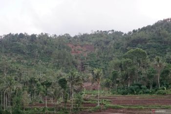 Bencana tanah gerak di Trenggalek