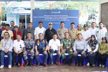 DSLNG gelar sosialisasi DLKR dan DLKP untuk tingkatkan keselamatan dan efisiensi pelabuhan