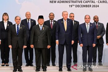Presiden Prabowo hadiri KTT D-8 di Ibu Kota baru Mesir