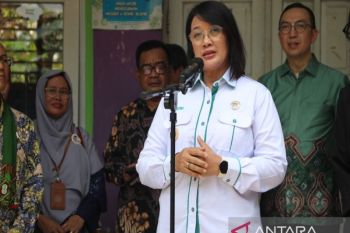 Perempuan di Kulon Progo diajak berkontribusi menyiapkan generasi emas