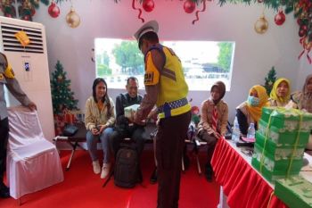 Polres Pemalang beri layanan makan gratis  bagi pemudik