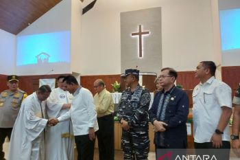 Gubernur Ansar dan Kapolda pastikan perayaan malam Natal di Kepri aman