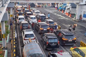 206.016 orang menyeberang dari Jawa ke Bali sejak H-7 Natal