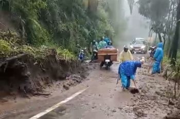 Polisi pastikan longsor di akses Bromo via Malang tidak timbulkan korban jiwa