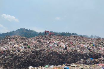 Menteri LH sebut sebanyak 73,33 persen TPA di Lampung belum penuhi standar