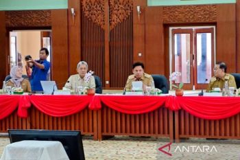South Kalimantan, Environment Ministry discuss efforts to overcome damage to Martapura River
