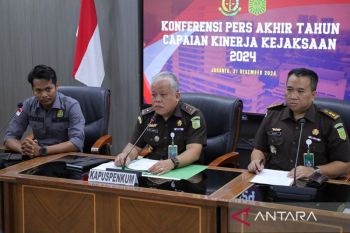 Kejagung memeriksa eks Kasubdit Kemendag terkait kasus impor gula