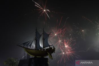 Wali Kota heran ada penjual kaos kaki  Rp10 ribu tiga di Losari