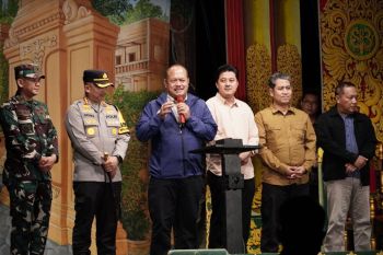 Bupati:  Alun-alun Pati jadi tempat favorit warga sambut tahun baru