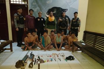 Polisi hanya tahan enam orang provokator kerusuhan dua desa di Bima
