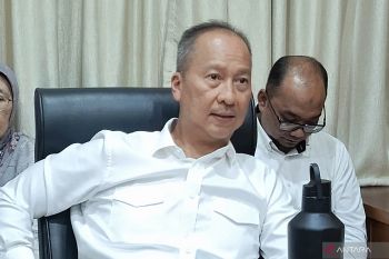 Menperin lakukan pendekatan ke kurator