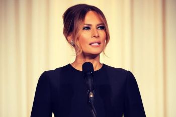 Lagu film "Phantom Thread" muncul jadi musik latar dokumenter Melania