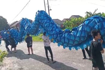 Replika 9 naga sambut Imlek dan Cap Go Meh 2025 di Singkawang