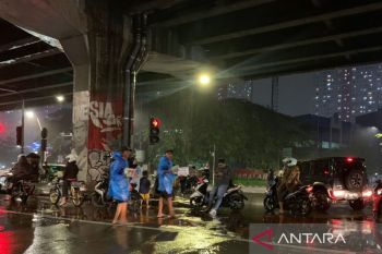 BMKG prakirakan hujan petir hari Kamis terjadi di wilayah Jakarta